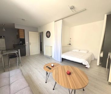 Location Appartement 2 pièces 33m² MARSEILLE 6ème - Photo 5
