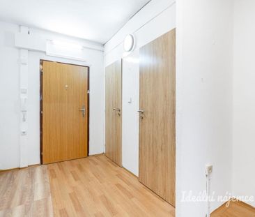 Pronájem bytu 2+kk 42 m2 - Photo 1
