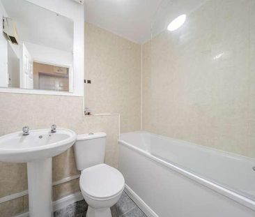 Hanson Close, Beckenham, BR3 - Photo 6