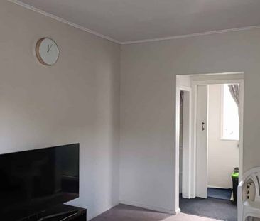 North west facing one bedroom villa conversion. - Photo 1