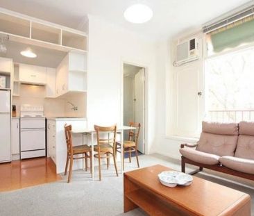 1 Bedroom Apartment in Prime City Location - Photo 2