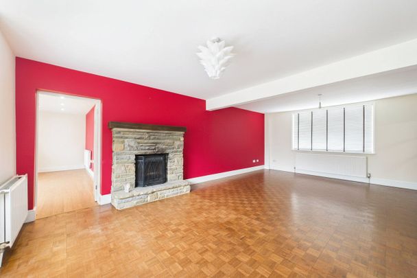 5 bedroom House in Wokingham Road, Reading - Photo 1