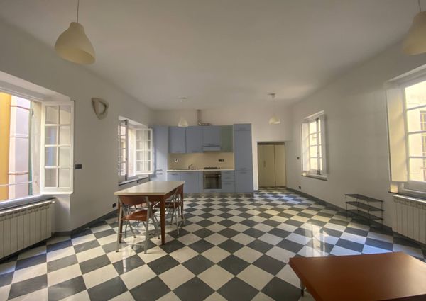 Appartamento in affitto - Centro Storico (Genova)