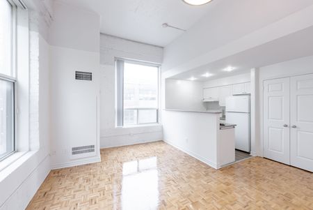 For Lease - 1401 Dupont Street Unit# 222, Toronto, Ontario - Photo 2