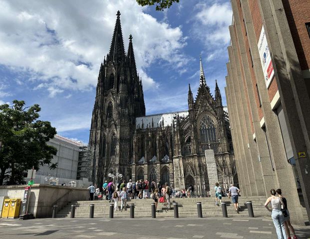 Köln: „AN FARINA“ 2 ZIMMER WNG / HOFGARTEN-BALKON / TG-STELLPLATZ / HISTORISCHER RATHAUS BLICK / AM DOM - Photo 1