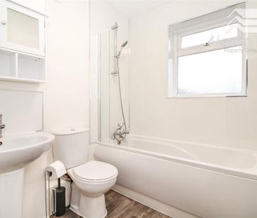 3 bedroom link detached house to rent - Photo 6