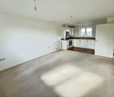 Carver Close, Swindon - Photo 6