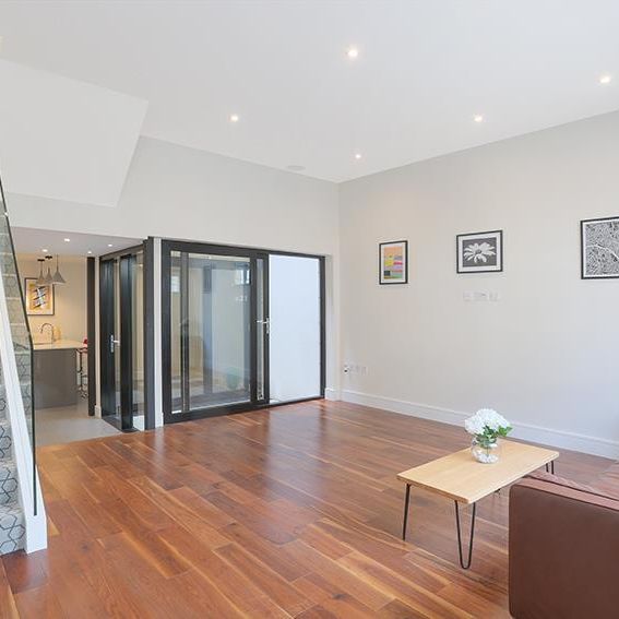 2 bedroom house to rent - Photo 1