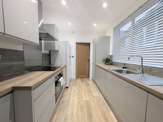 Brook Street, Pontypridd - Photo 1