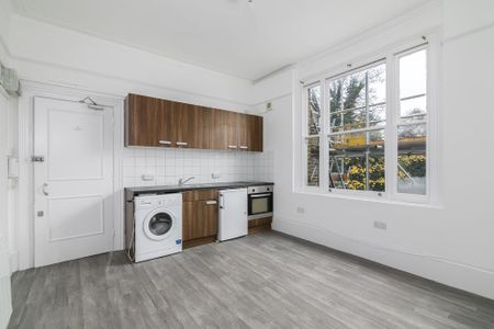 Bedsit to rent - Photo 5