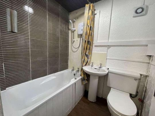 Attwood Street, Lye, Stourbridge, DY9 - Photo 1