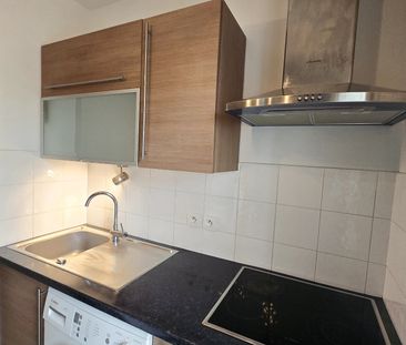 Location Appartement 2 pièces 40m² ANGLET 64600 - Photo 2