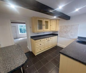 2 bedroom semi-detached house to rent - Photo 3