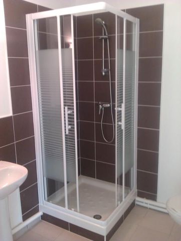 Location Appartement 1 pièce 25m² NANTES 44300 - Photo 2