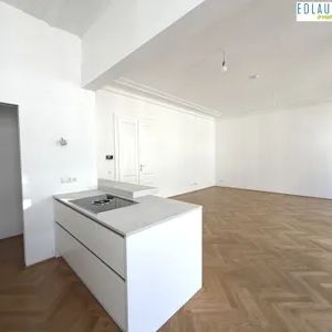Großzügige Mietwohnung in exklusiver Innenstadtlage! - Photo 2