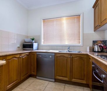 4/4 Keck Street - Photo 1