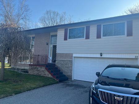 For Lease - 22 Jane Crescent, Barrie, Ontario - Photo 3