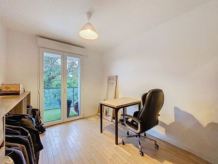 Location appartement 4 pièces, 76.15m², Saint-Germain-en-Laye - Photo 2