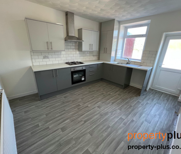 2 bedroom terraced house to rent - Photo 3