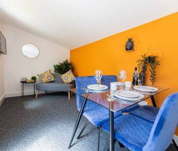 High Street, Nuneaton, Warwickshire, CV11 5DA - Photo 2