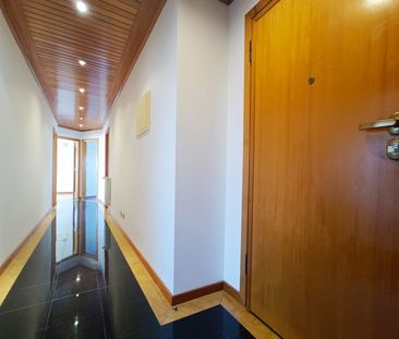 Apartamento T3 com Terraço Privativo para Arrendamento em Nova Queijas - Photo 5