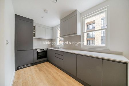 2 bedroom flat to rent - Photo 4