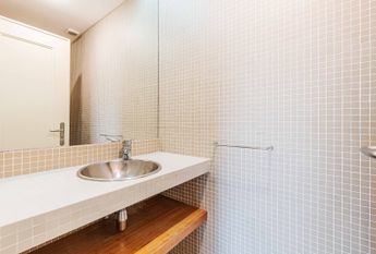 APARTAMENTO T2 NO ARNEIRO - CARCAVELOS
