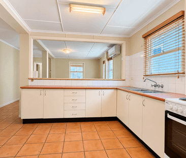 Spacious Three-Bedroom Home in the Heart of Woody Point - Photo 3