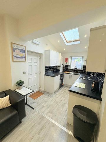 5 bedroom house to rent - Photo 5