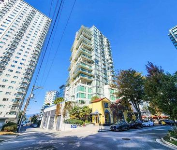 Amazing Studio Suite in the high rise building in English Bay West End - Photo 1