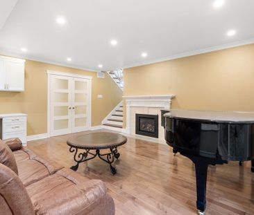 Maison à paliers multiples à louer à Westmount - Photo 1