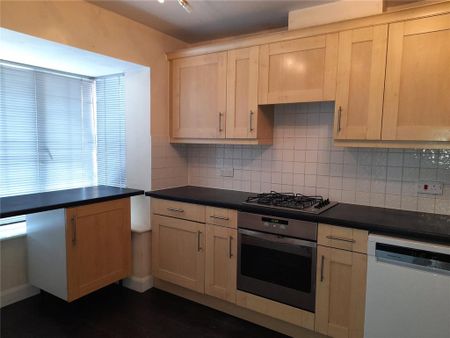 3 bedroom terraced house to rent - Photo 3