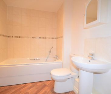 2 bedroom apartment to rent - Photo 6