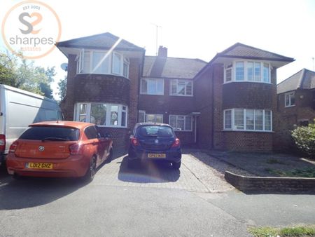 3 bedroom flat to rent - Photo 3