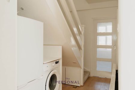 Stoneleigh Broadway, Epsom - Photo 5