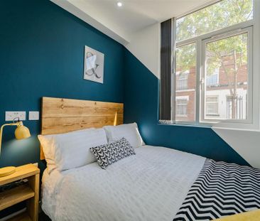 1 bedroom in a house share to rent - Photo 4