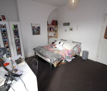 3 Bed Student Property TO LET - Photo 6