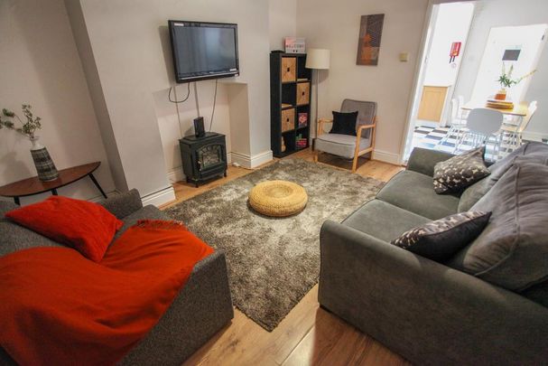 4 bedroom house to rent - Photo 1