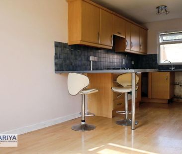 3 bedroom end of terrace house to rent - Photo 6