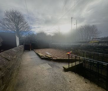 Lister Avenue, Bradford - Photo 3