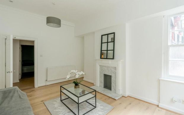 A good size property within easy walking distance of the city centre, BRI and the university. - Photo 1