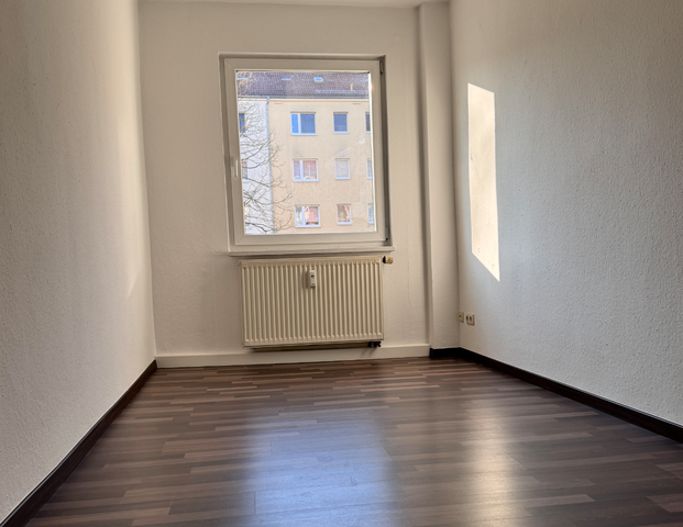 *** Ein schönes Zuhause | Super Wohnlage | 3-Raumwohnung | Balkon *** - Foto 1