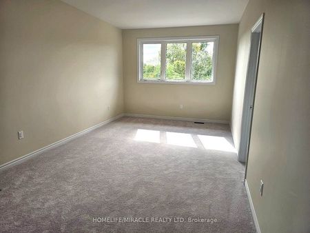 For Lease - 2074 Coppenwood Common, Burlington, Ontario - Photo 3