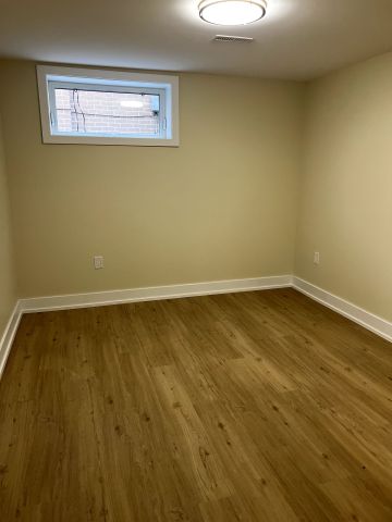 For Lease - 3131 Lenester Drive Unit# Lower level, Mississauga, Ontario - Photo 2