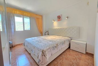 Apartment with 2 bedrooms with swimming pool LONG TERM