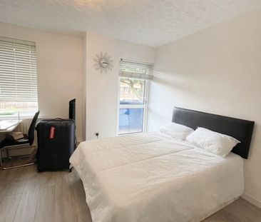 Room in a Shared House, London, E9 - Photo 2