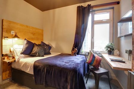 1 bedroom in a house share to rent - Photo 5