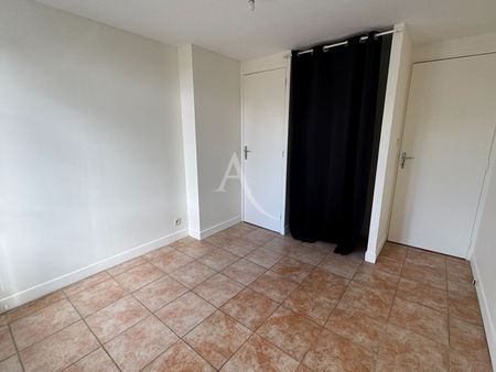 Location Appartement 2 pièces 29m² - Photo 3