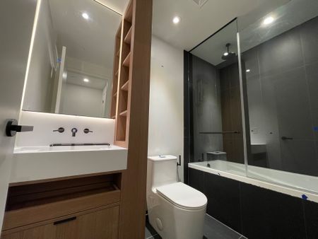 For Lease - 55 Charles Street Unit# 4712, Toronto, Ontario - Photo 2