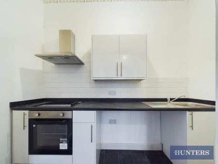 Studio to rent - Photo 2